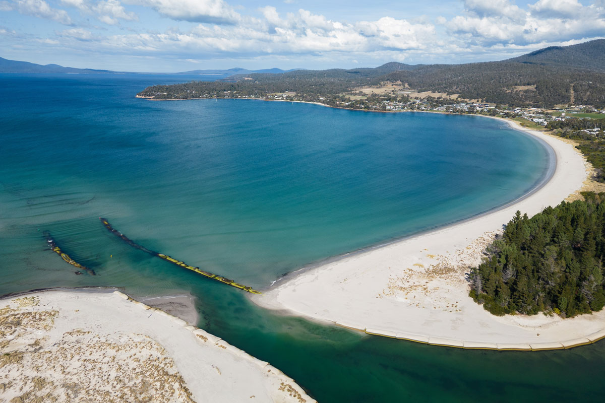 Triabunna ferry to Maria Island